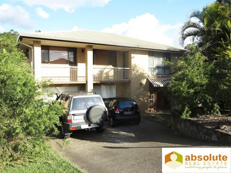 24 Bordeau Cres, Petrie, QLD 4502