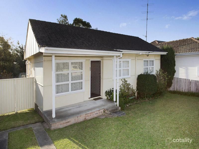 65 Lake Entrance Rd, Oak Flats, NSW 2529
