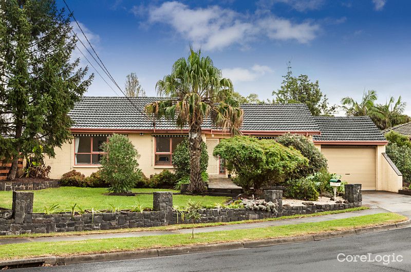 15 Christa Ave, Burwood East, VIC 3151