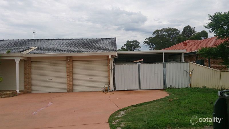 10 Morgan Cl, Prairiewood, NSW 2176