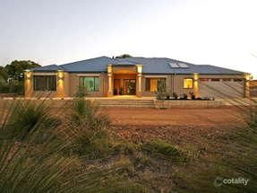 35 Triandra Ct, Banjup, WA 6164