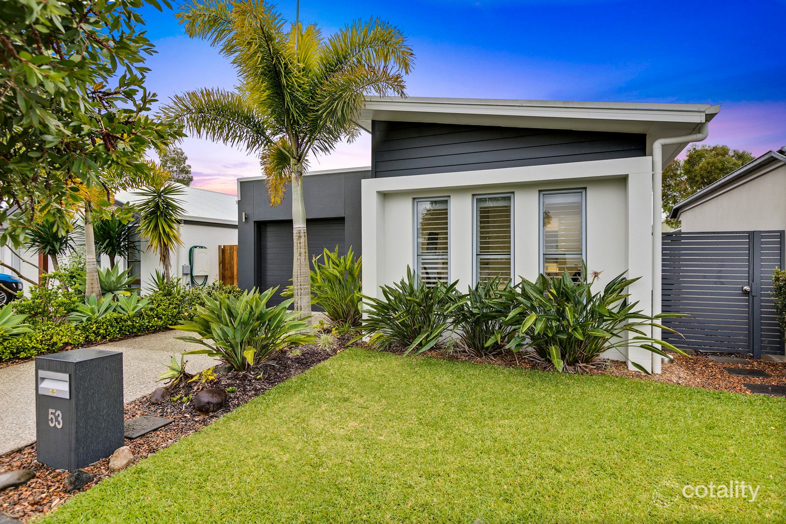 53 Carlisle Cct, Mountain Creek, QLD 4557