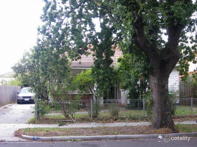 5 Clarence Ave, Carnegie, VIC 3163