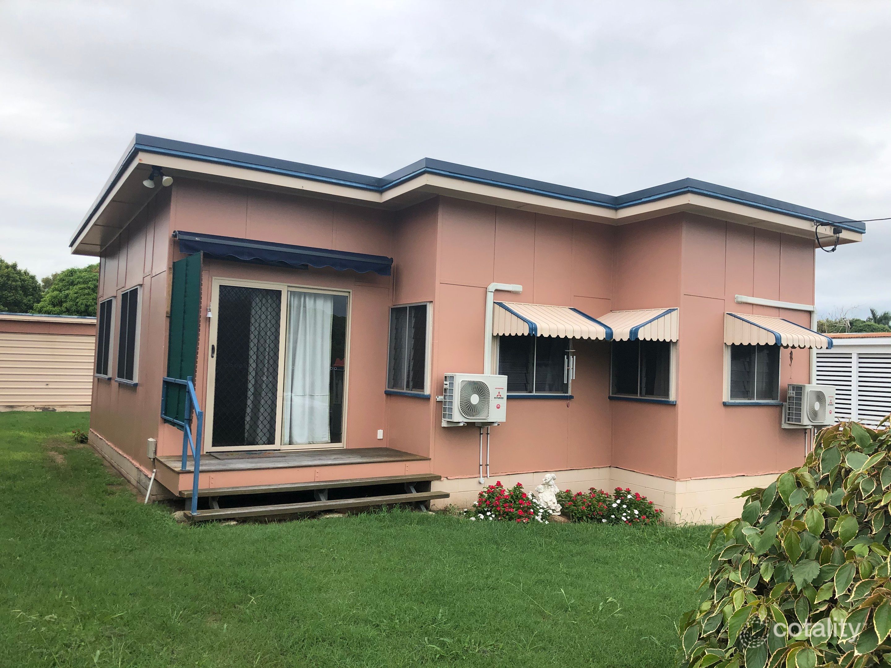 10 Roden St, Keppel Sands, QLD 4702