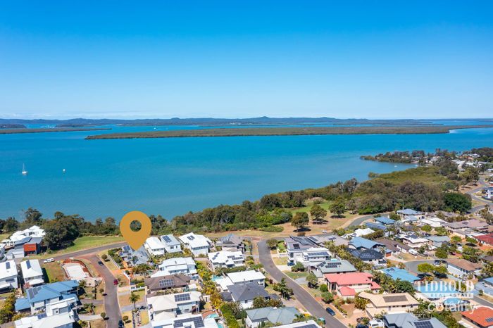 19 Haslingden Dr, Redland Bay, QLD 4165