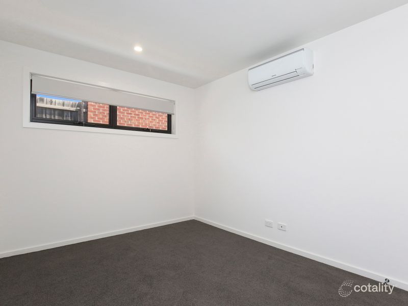 2/9 Nerissa Gr, Oak Park, VIC 3046