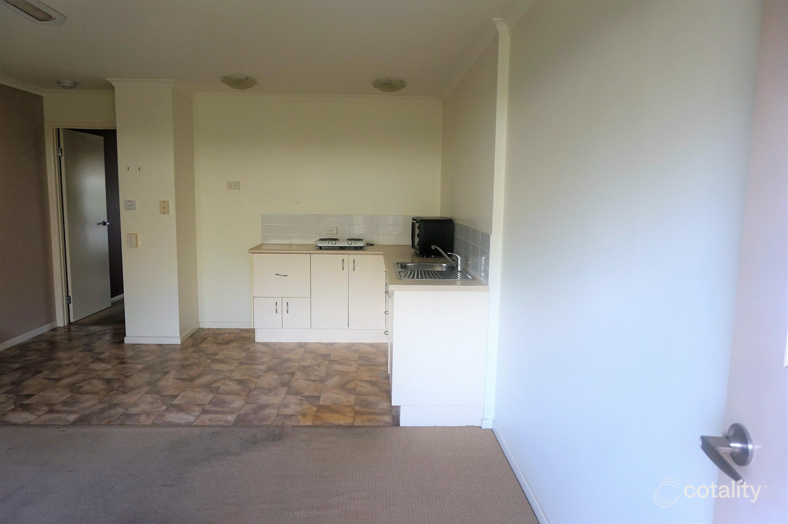 42/2-12 College Rd, Southside, QLD 4570