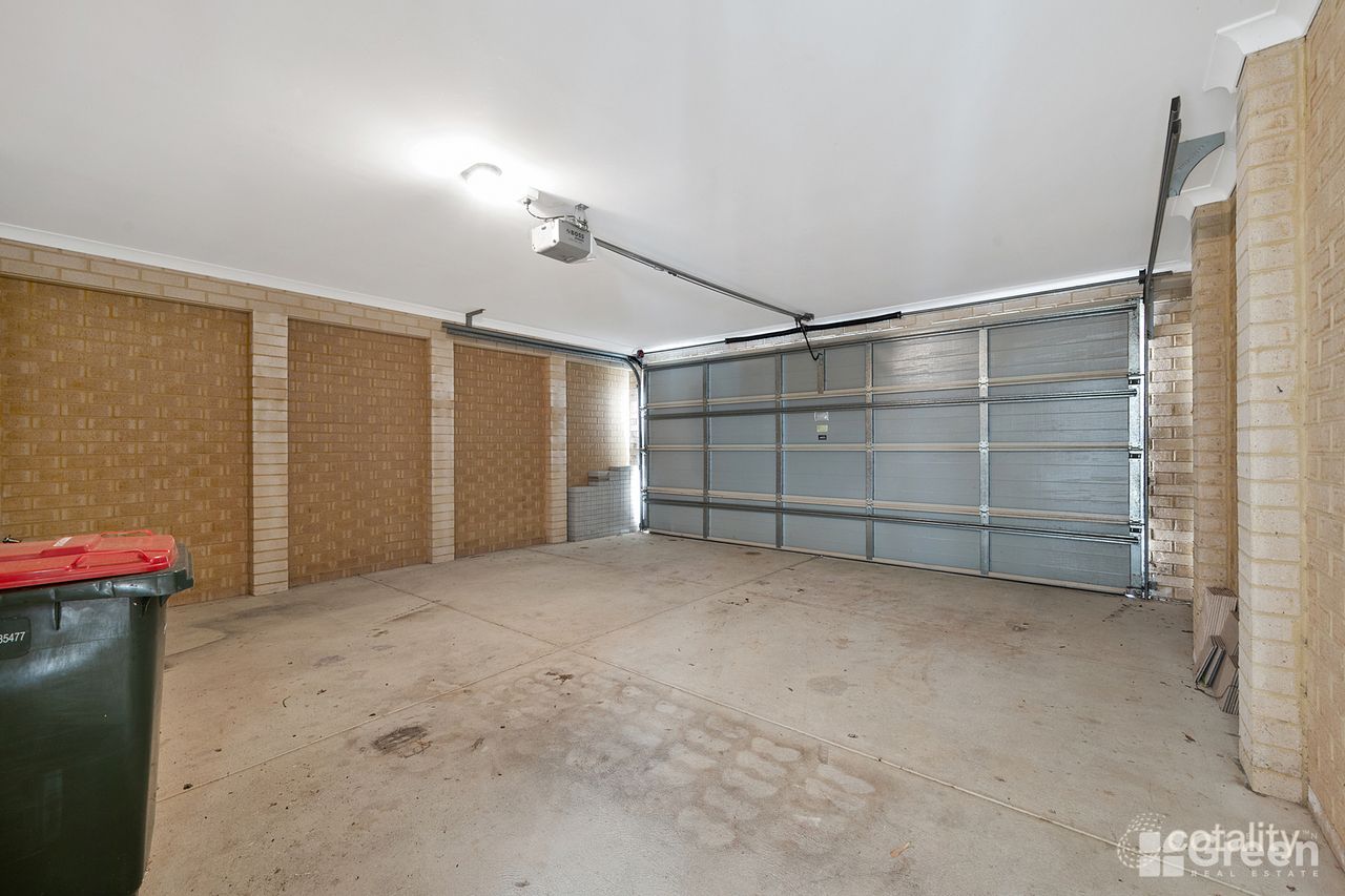 10 Arizona Pde, Golden Bay, WA 6174