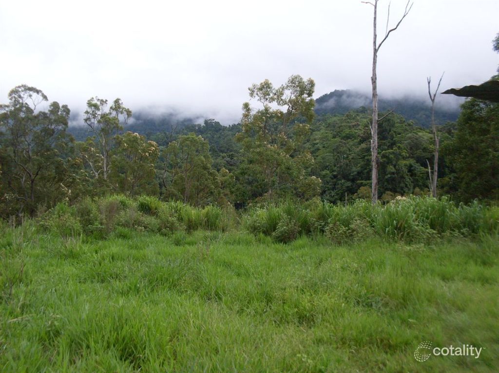 Lot 26 Seninis Rd, Finch Hatton, QLD 4756
