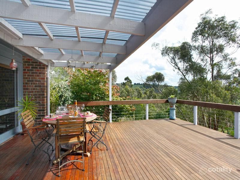 18 Brennan Ave, Beaconsfield Upper, VIC 3808