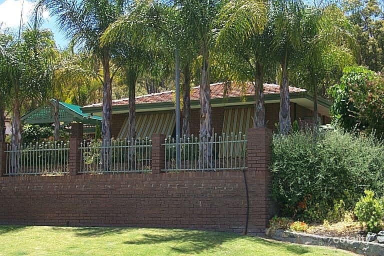 58 Ashley Dr, Kelmscott, WA 6111