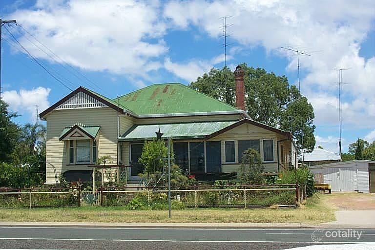64 Wood St, Warwick, QLD 4370