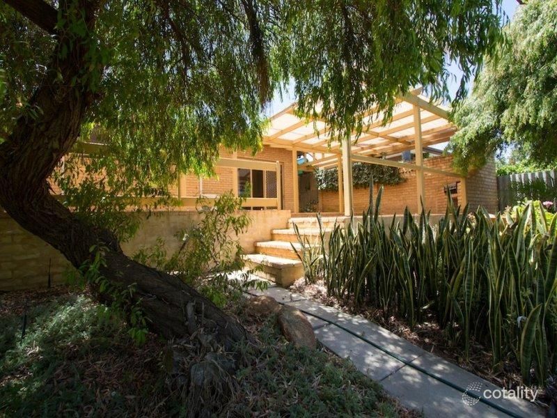 24 Glenview St, Mount Tarcoola, WA 6530