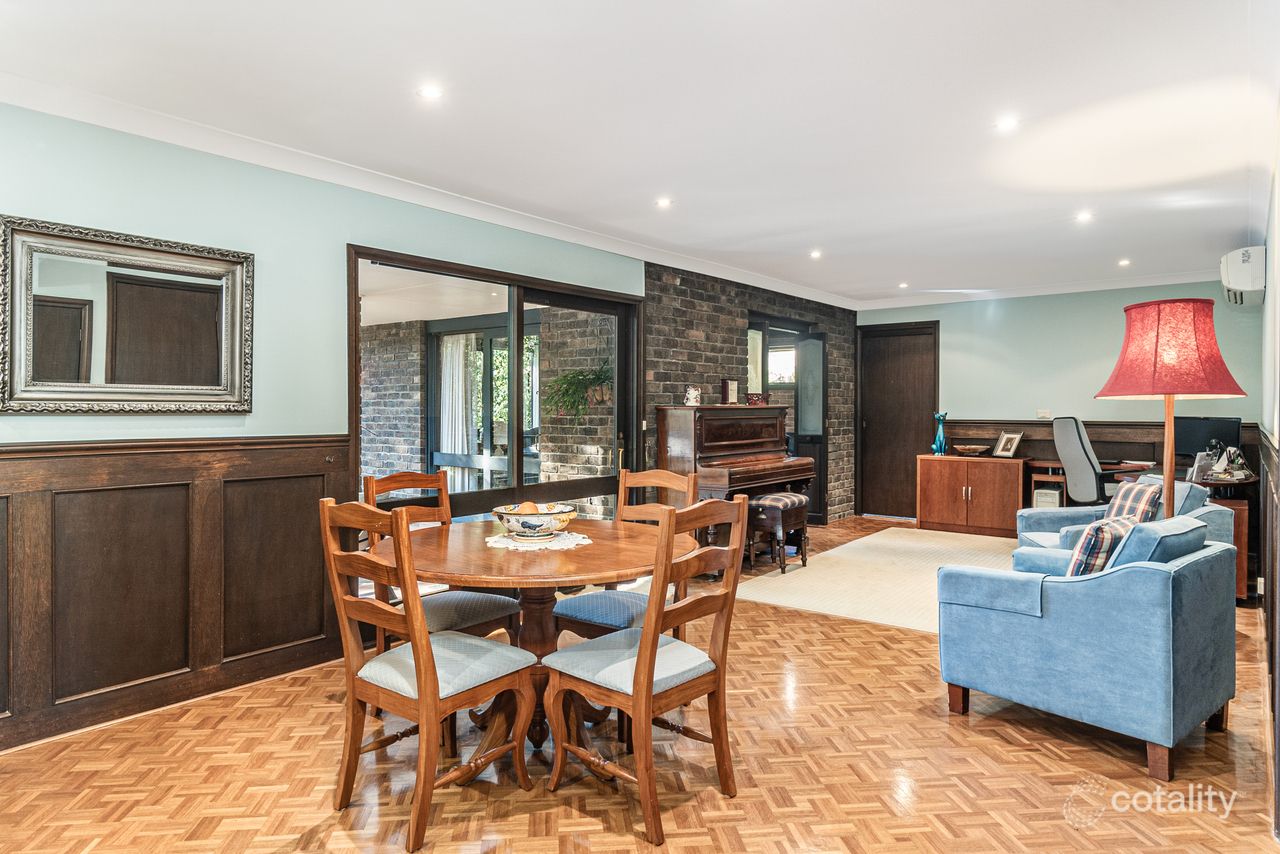 54 Ulundri Dr, Castle Hill, NSW 2154