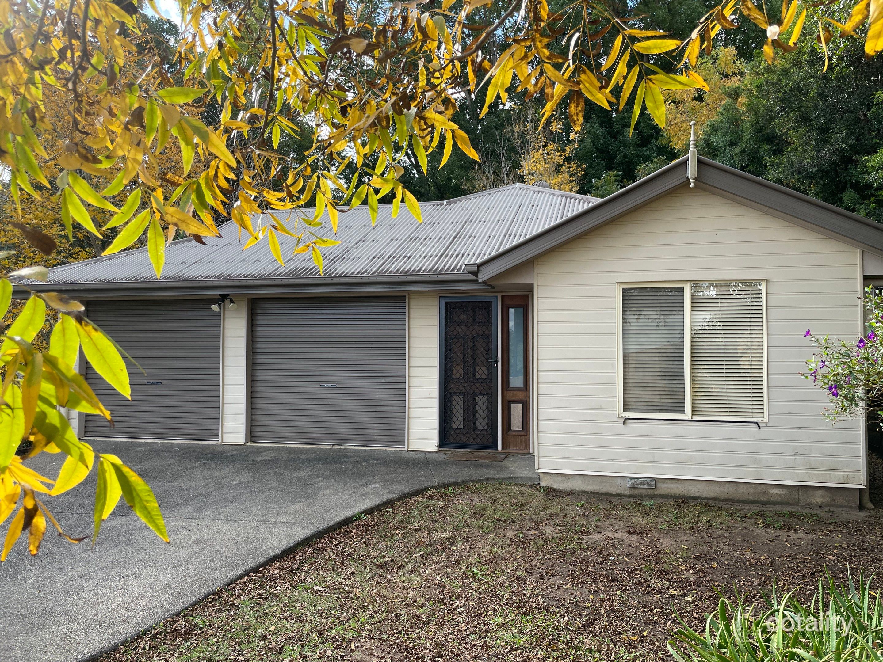 43 Upper Wakefield St, Woombye, QLD 4559