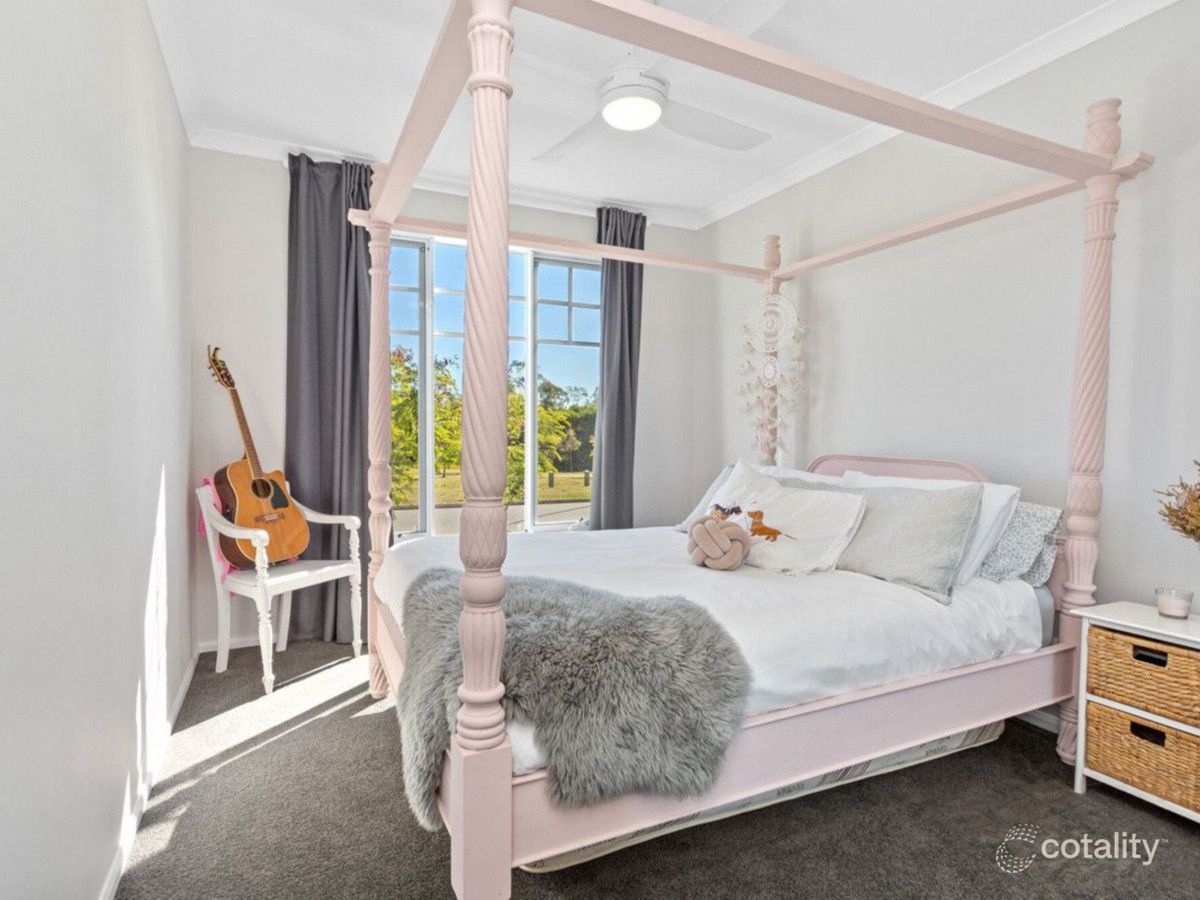 17 Windsor Ave, Yarrabilba, QLD 4207