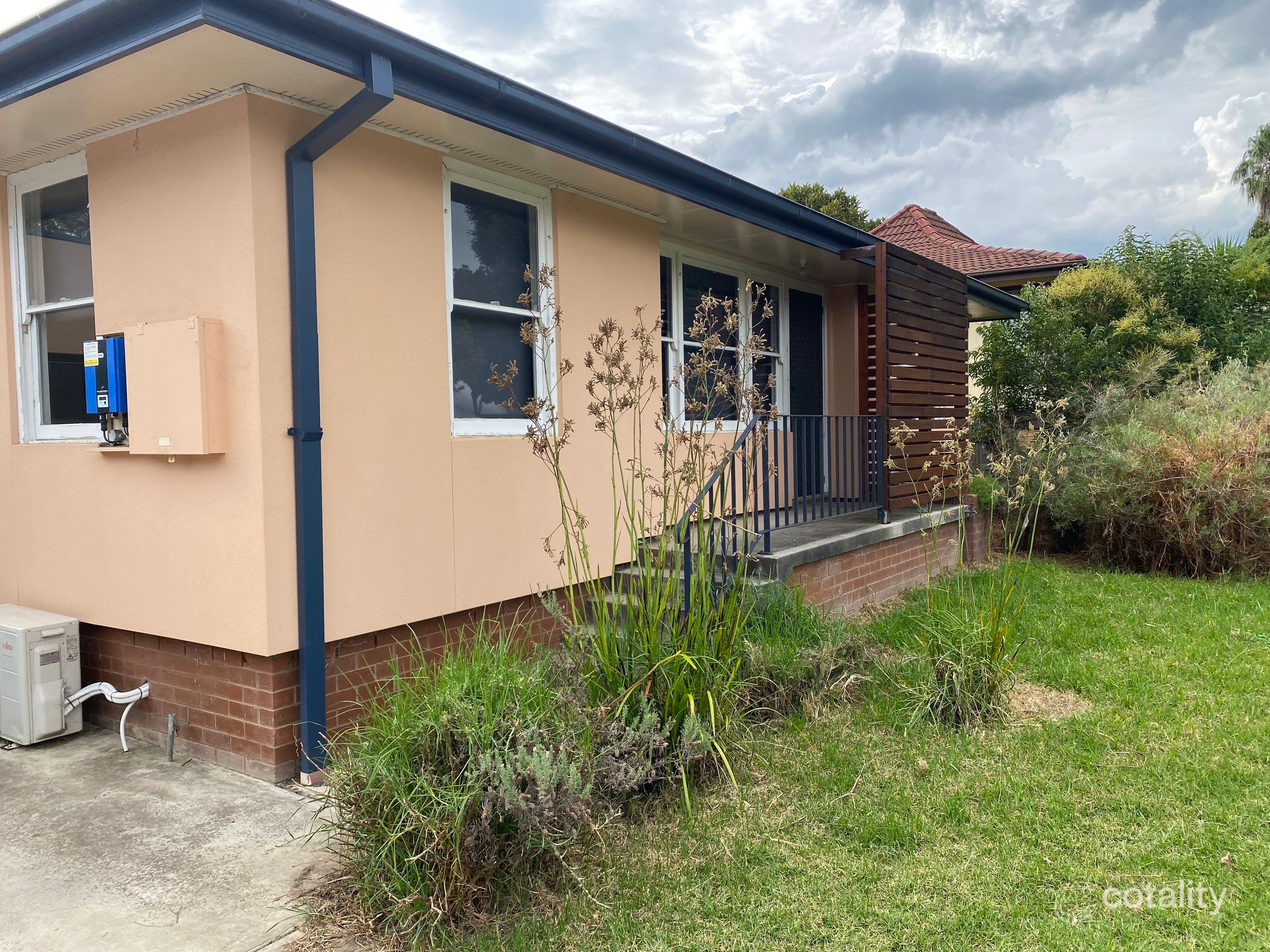 17 Jacaranda St, West Albury, NSW 2640