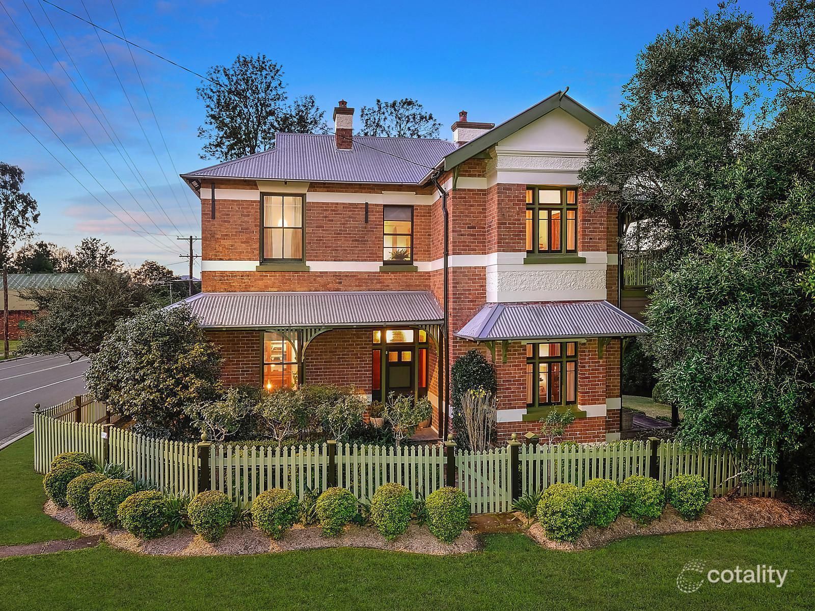 13 Duke St, Paterson, NSW 2421