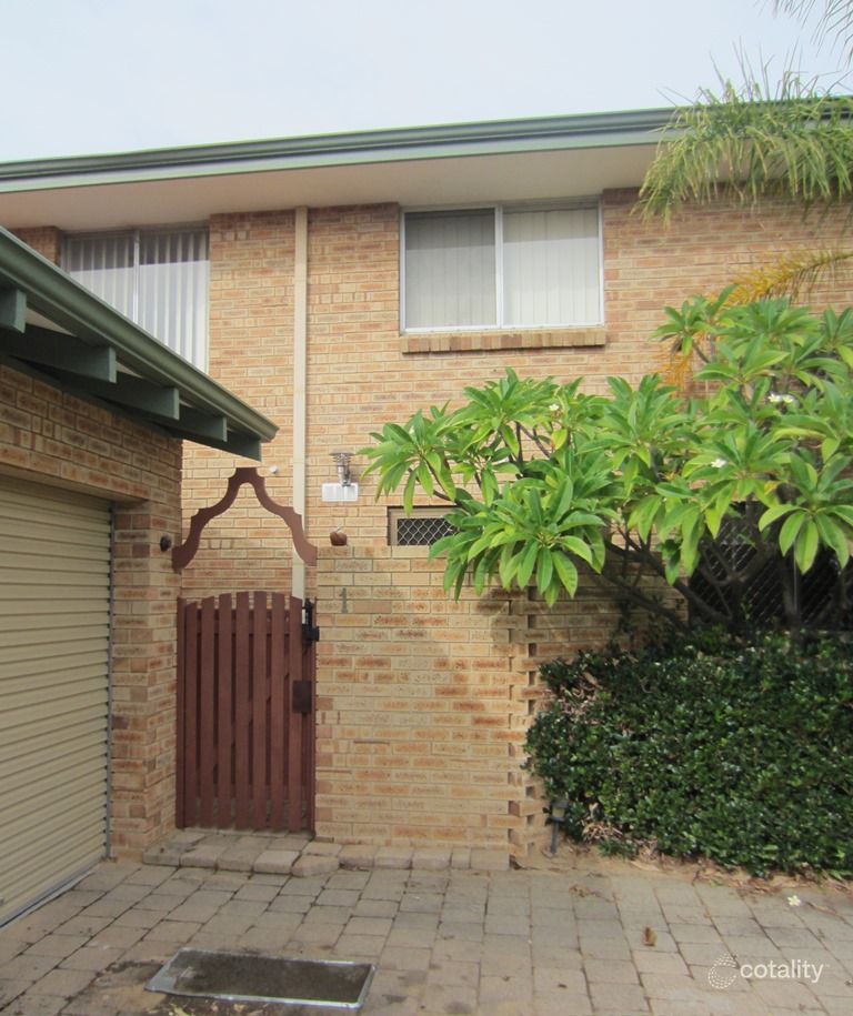 1/1 Marcus Ave, Booragoon, WA 6154