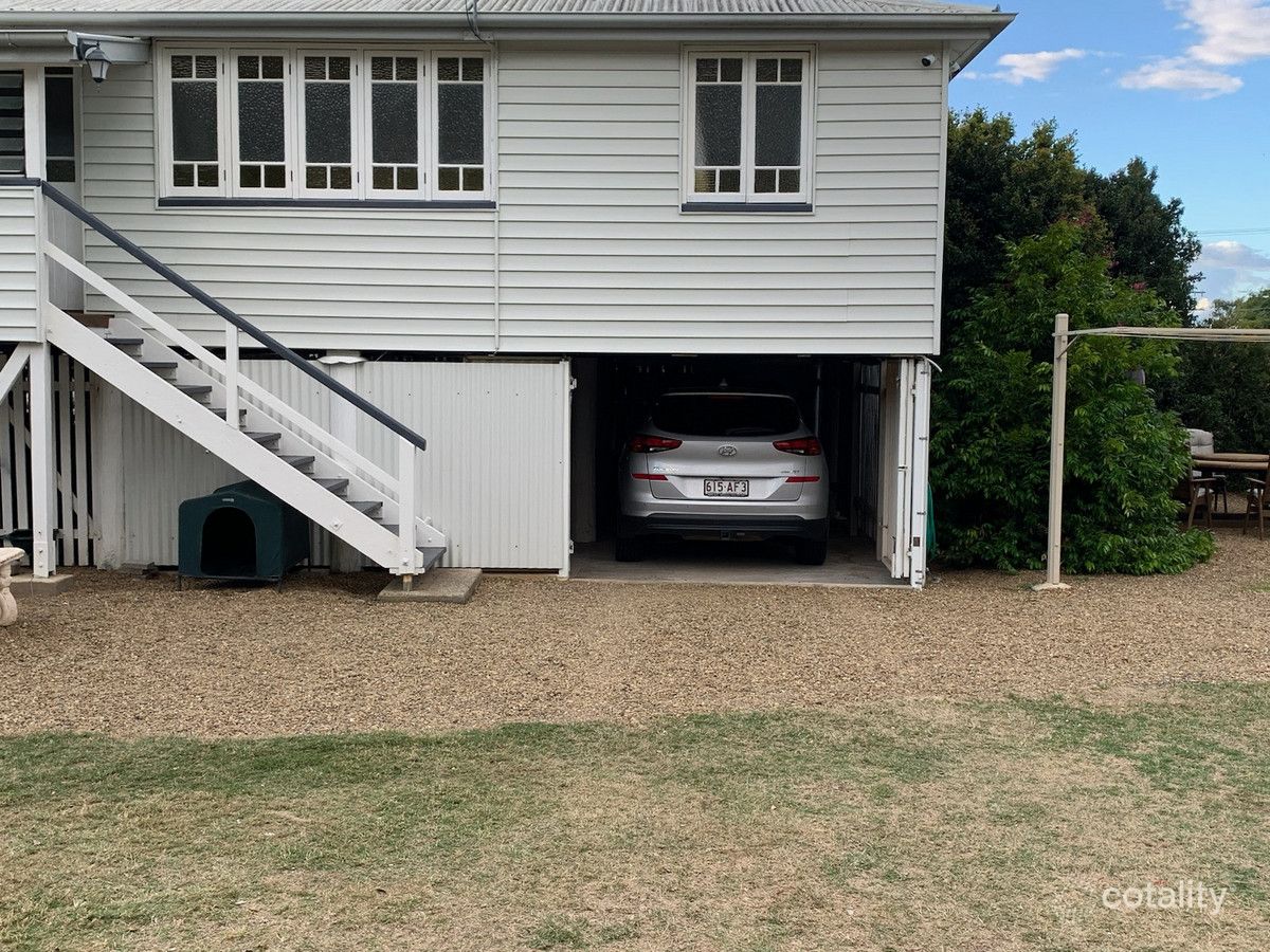 13 Flinders St, Monto, QLD 4630