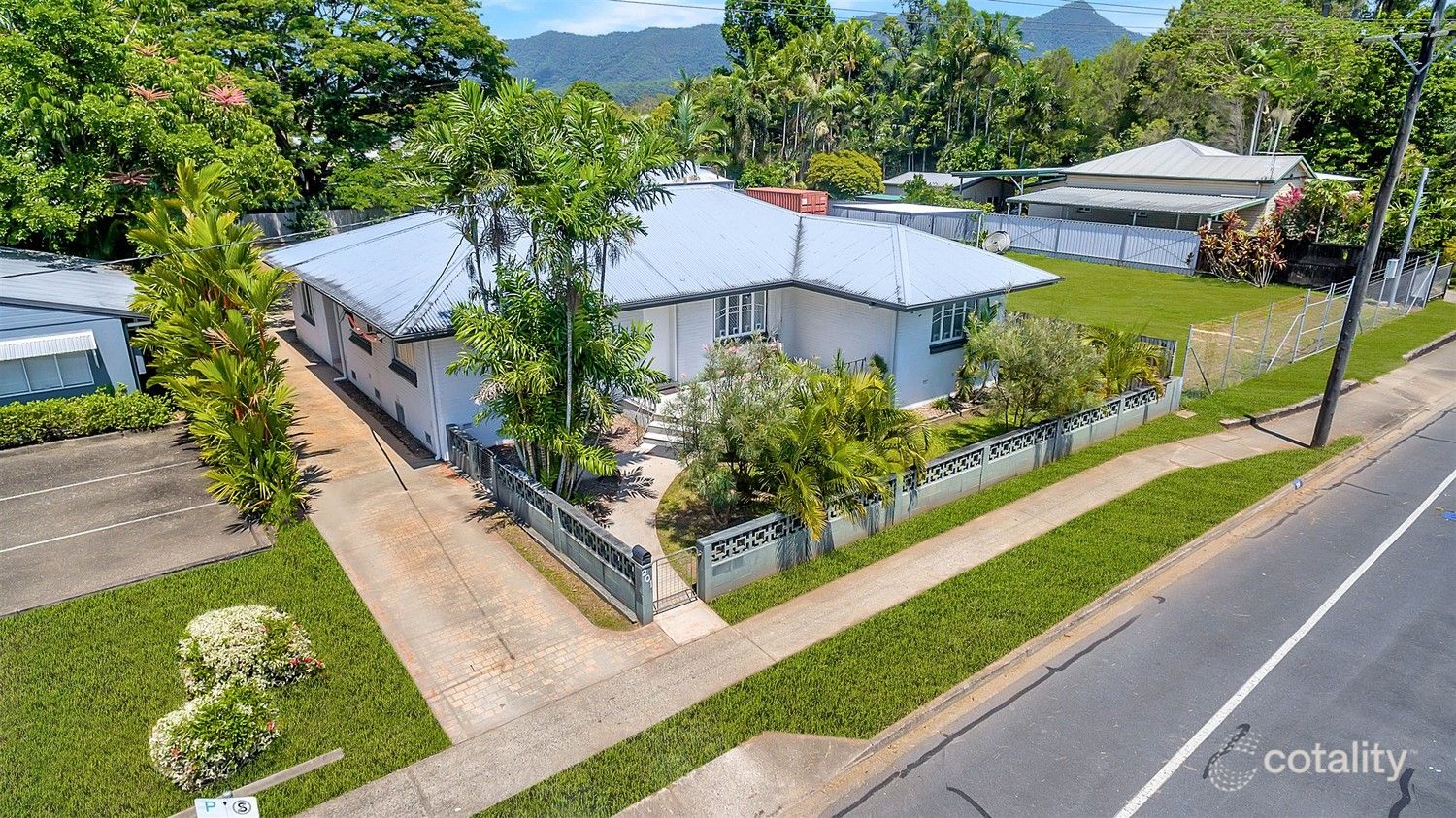 201 Bruce Hwy, Edmonton, QLD 4869