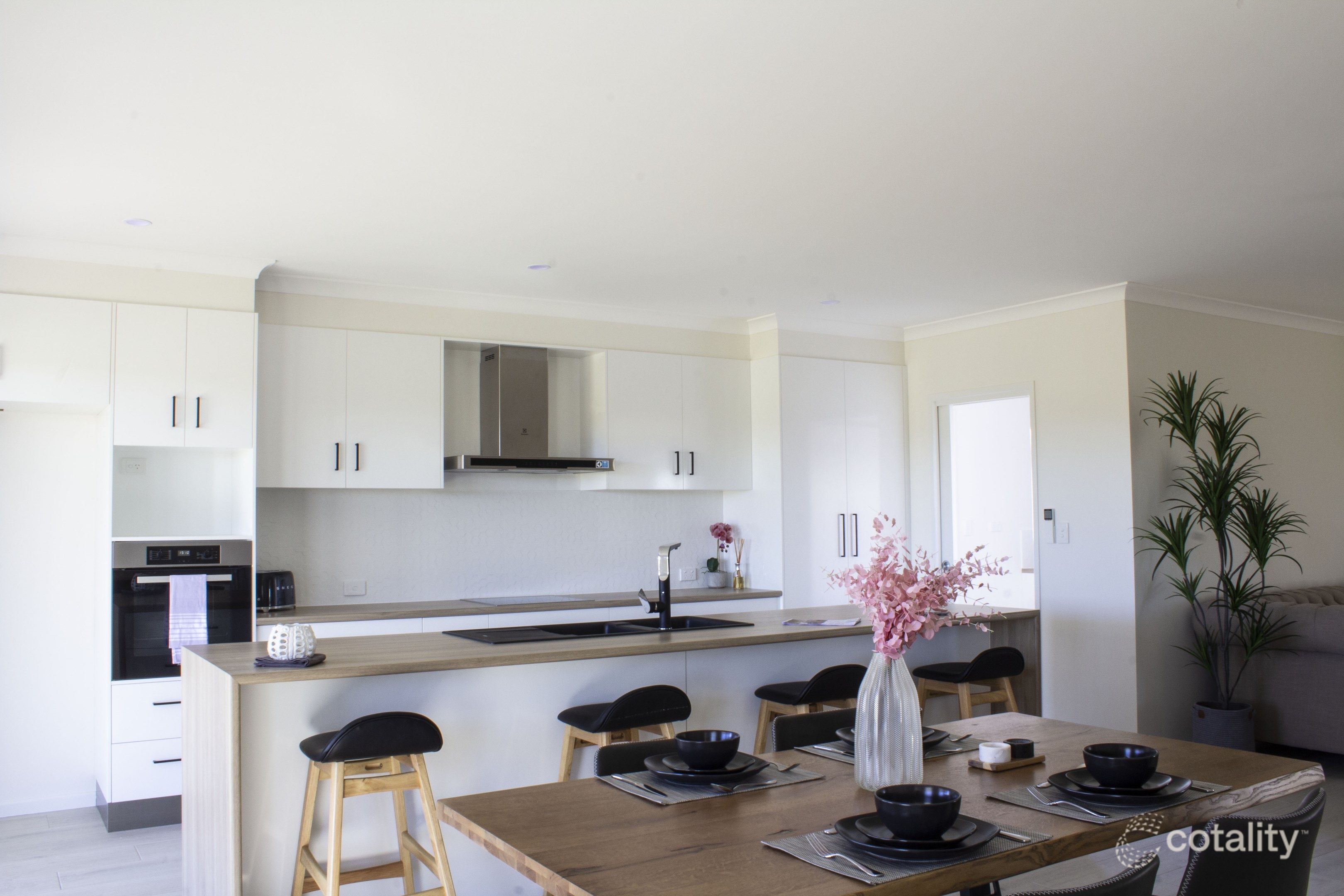 2 Vale St, Emerald, QLD 4720