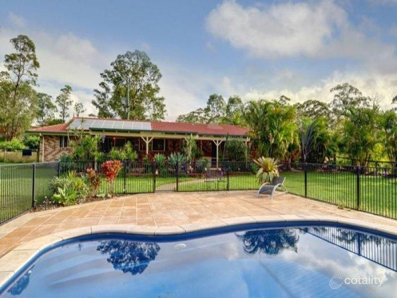 1 Greenhaven Dr, Palmview, QLD 4553