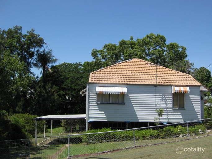 17 Simpson St, North Ipswich, QLD 4305