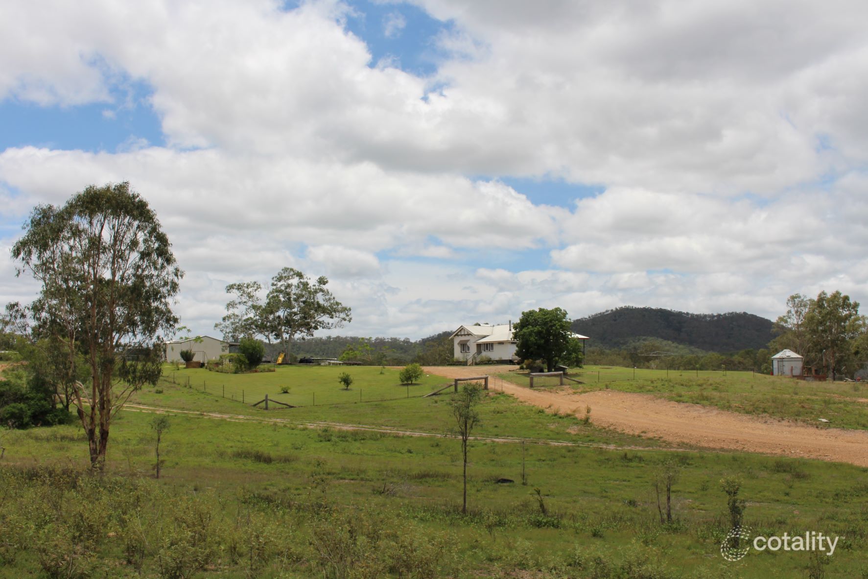 14 Spanns Rd, Mount Larcom, QLD 4695