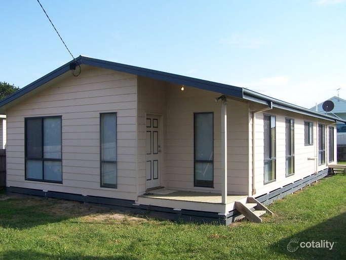 3 Phillip Island Rd, Sunderland Bay, VIC 3922