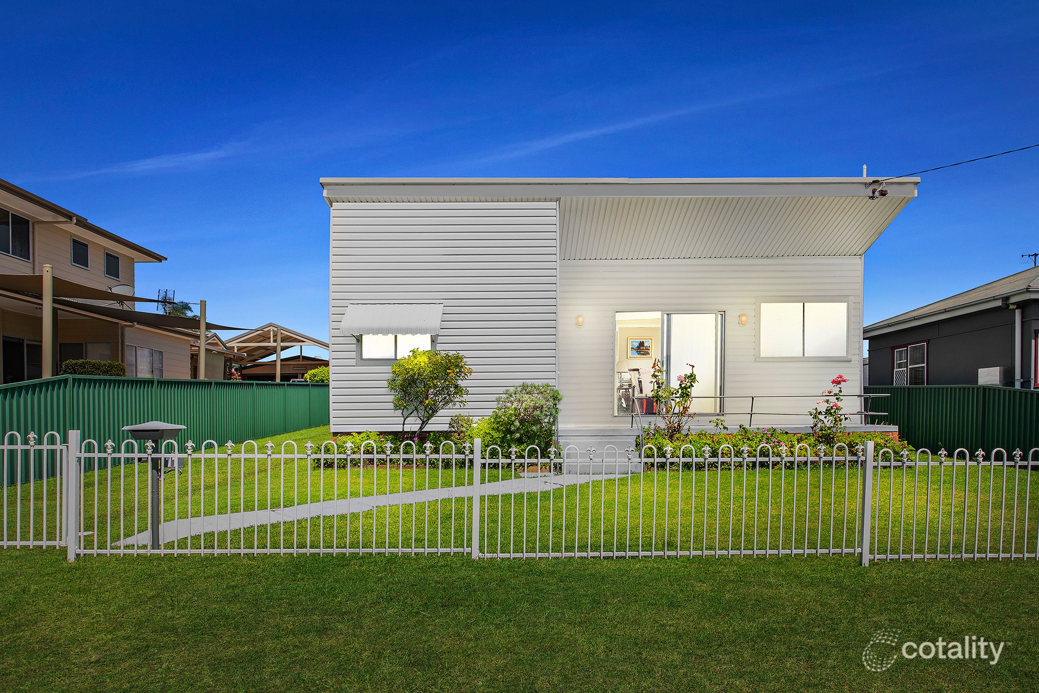 11 First Ave, Toukley, NSW 2263