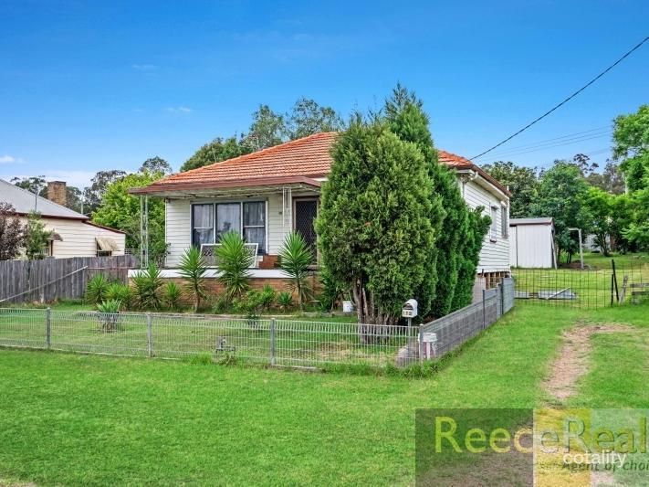 112 Harle St, Abermain, NSW 2326