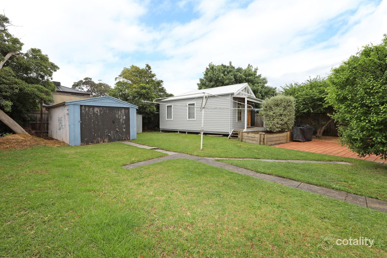 7 Foster Cres, Knoxfield, VIC 3180