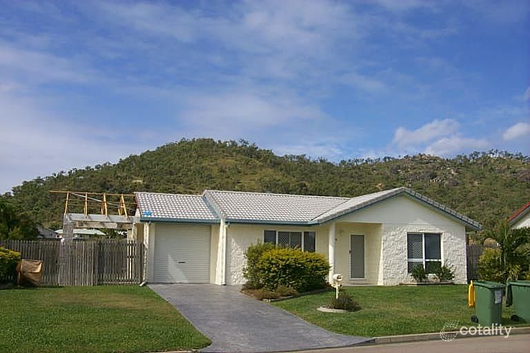 12 Santa Lucia Dr, Mount Louisa, QLD 4814