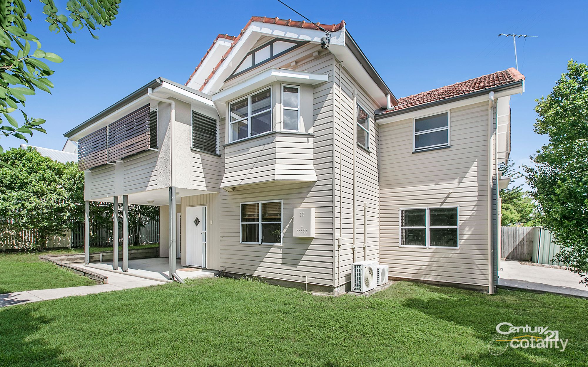 1 Eleventh Ave, Kedron, QLD 4031