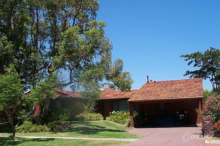 12 Beech Rd, Kingsley, WA 6026