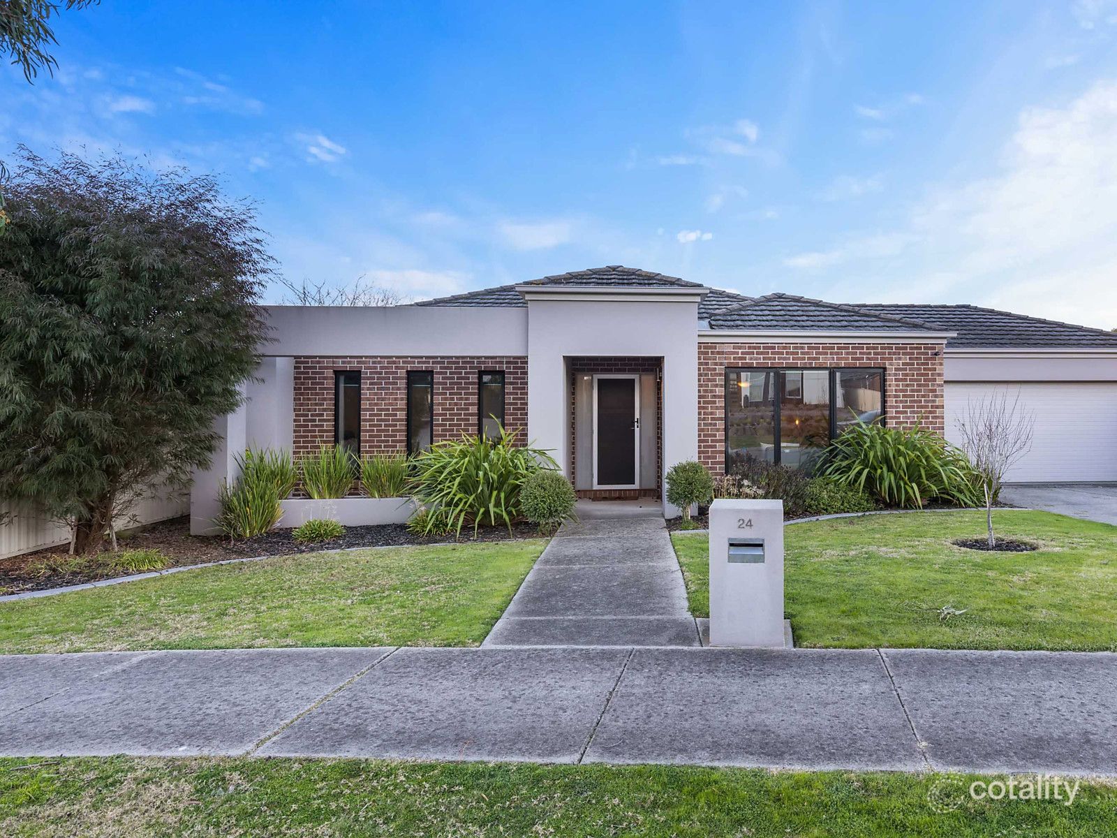 24 Canadian Cres, Canadian, VIC 3350