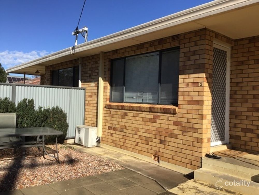 2/8 Martin St, North Tamworth, NSW 2340