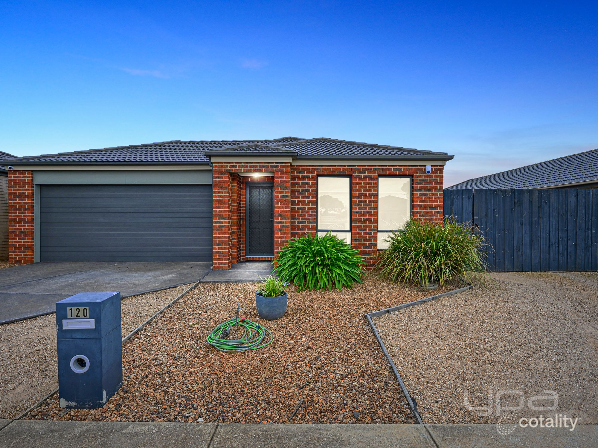 120 Dalray Cres, Kurunjang, VIC 3337