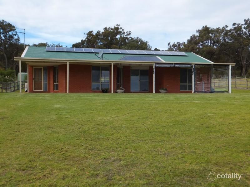 320 Redcourt Lane, Lindenow South, VIC 3875