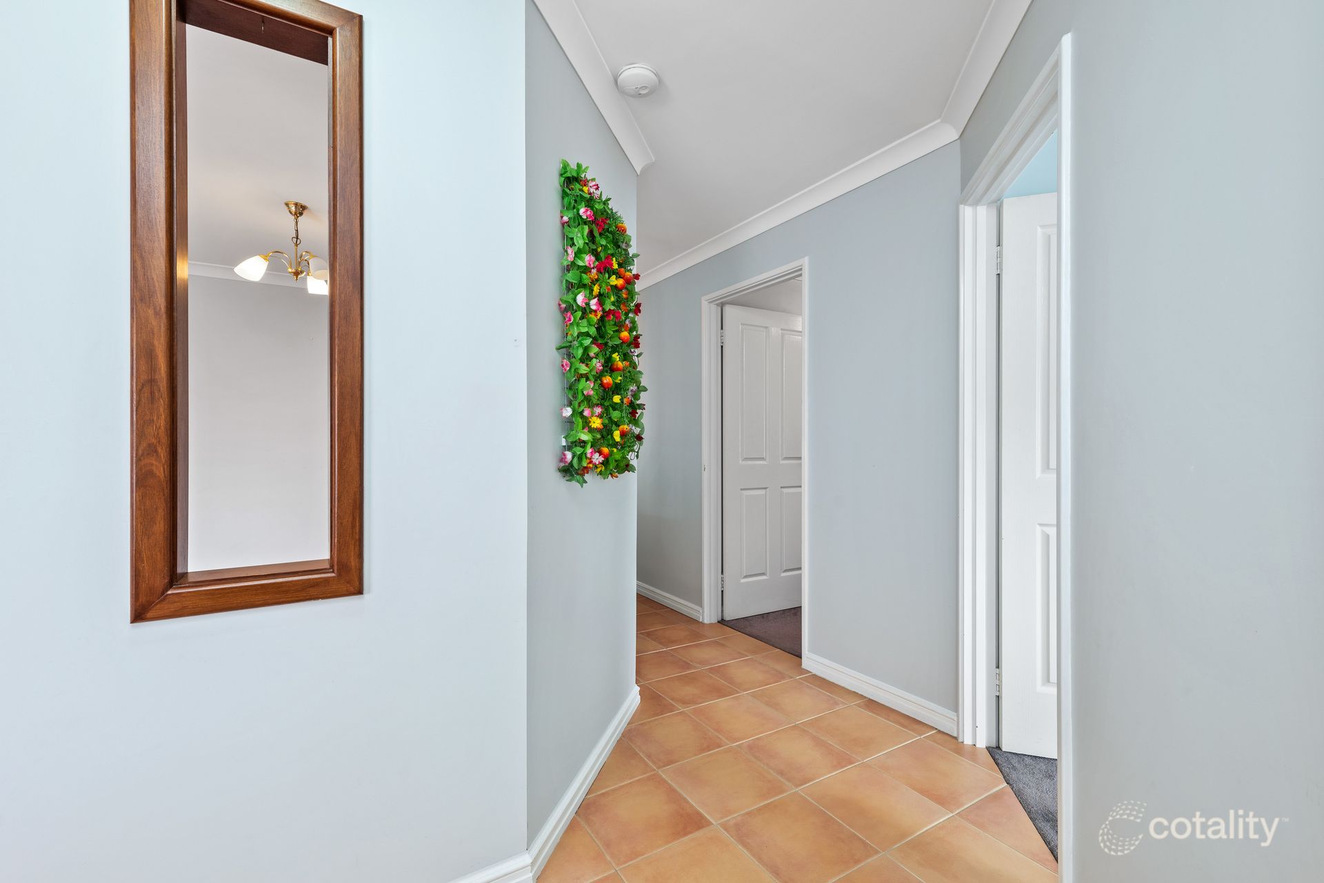 8 Pinewood Walk, Canning Vale, WA 6155