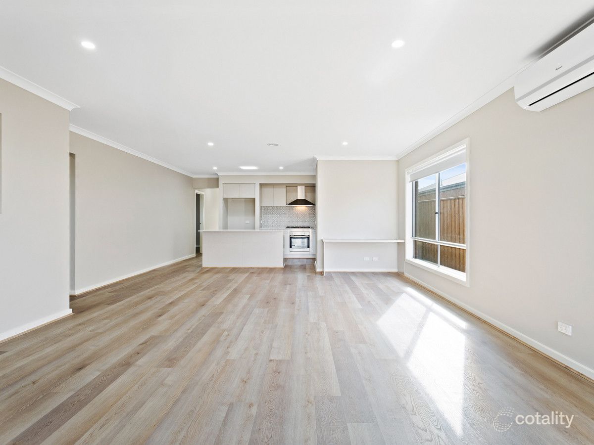 105 Stonehill Dr, Maddingley, VIC 3340