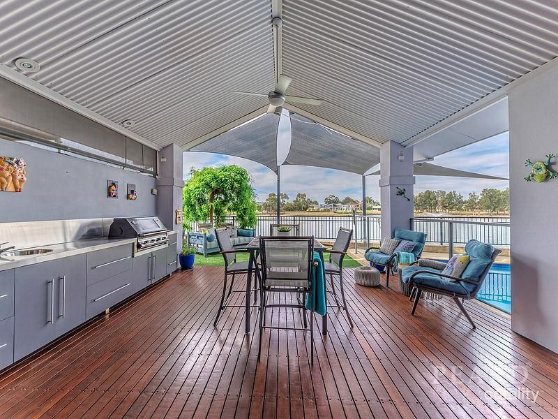 30 Tourer Ct, Maylands, WA 6051