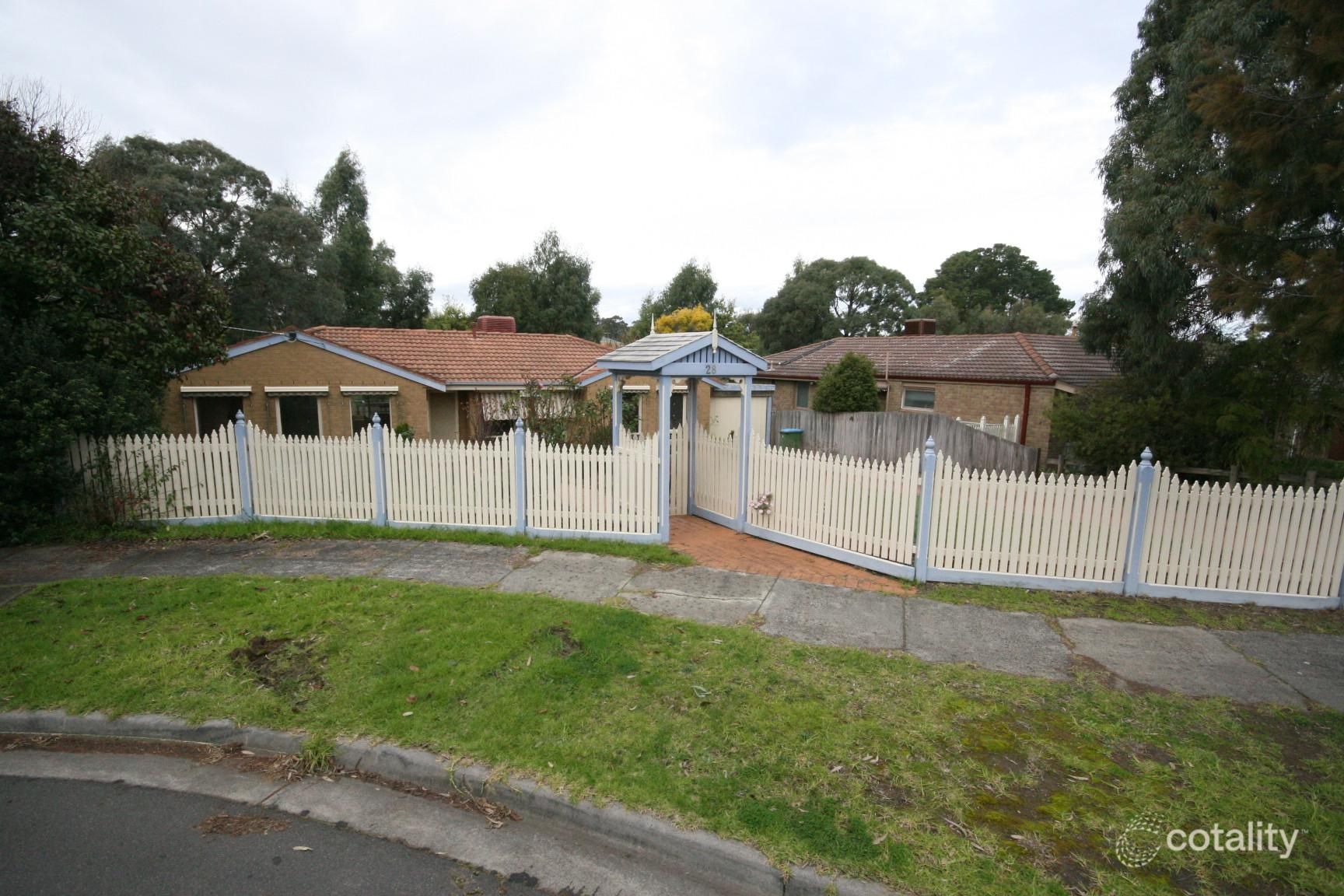 28 Chesney Dr, Ringwood, VIC 3134
