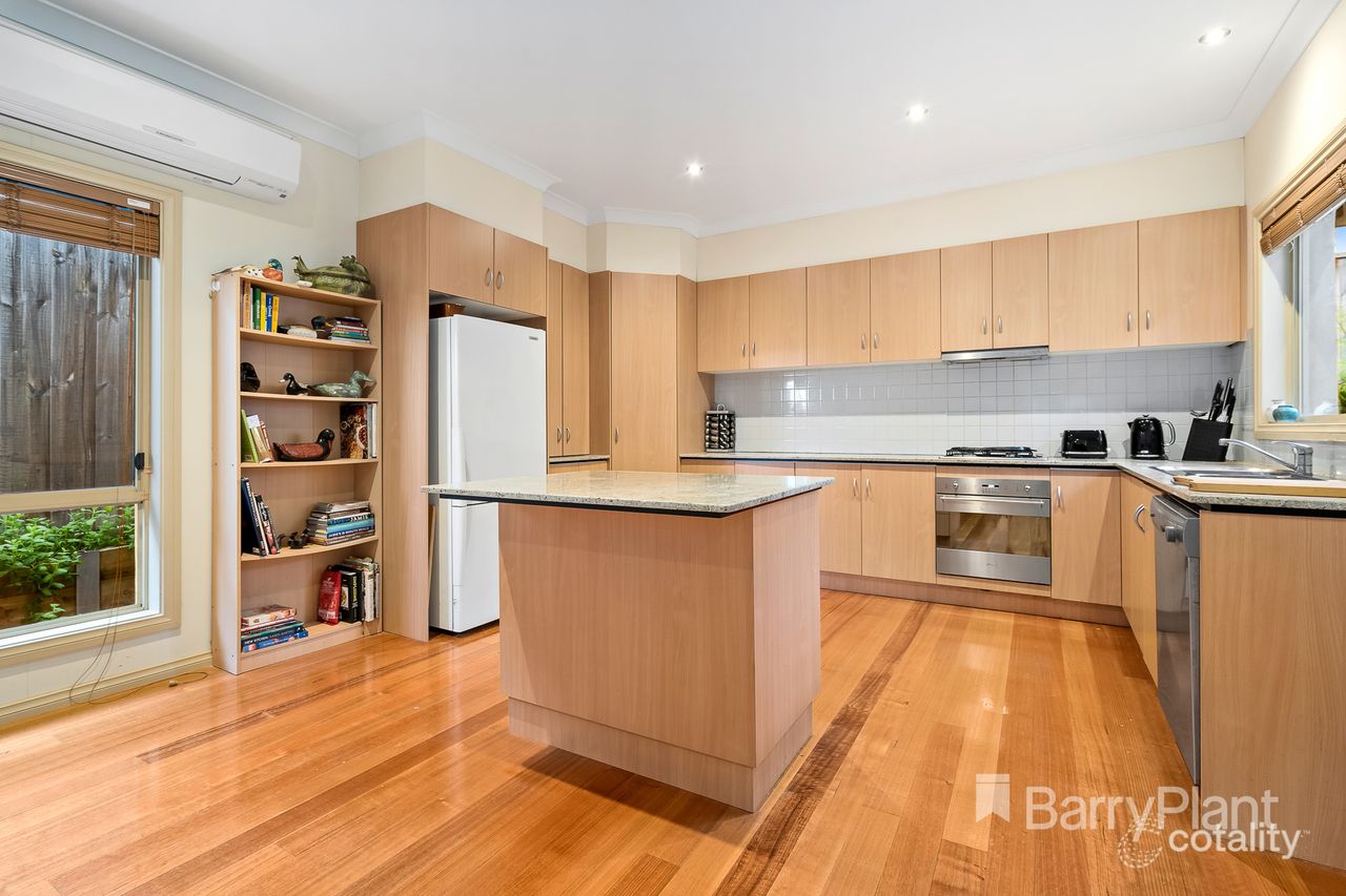 3b Moresby Ave, Bulleen, VIC 3105