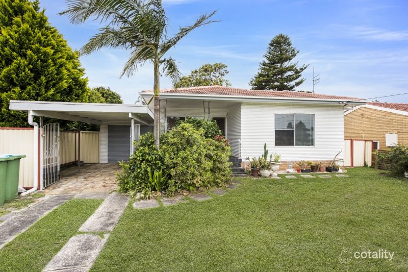 17 Crown St, Toukley, NSW 2263