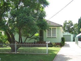 17 Saunders Rd, Ermington, NSW 2115