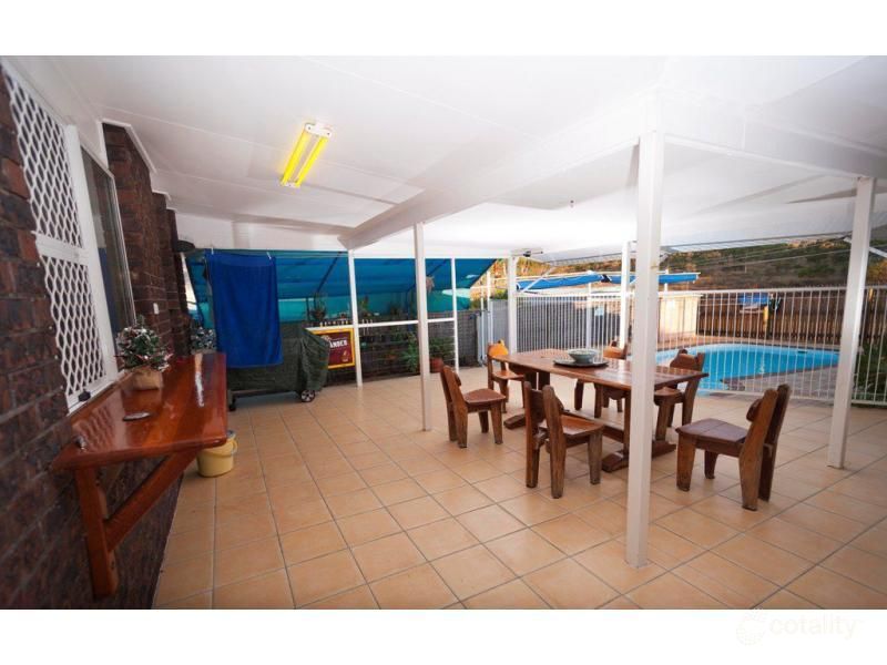 22 Dunbar Cres, Wulguru, QLD 4811