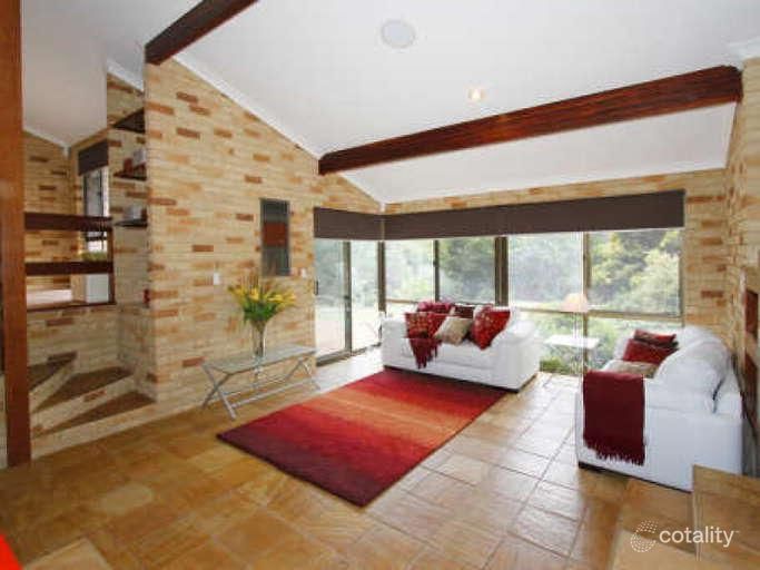 19 Dale Dr, Gooseberry Hill, WA 6076