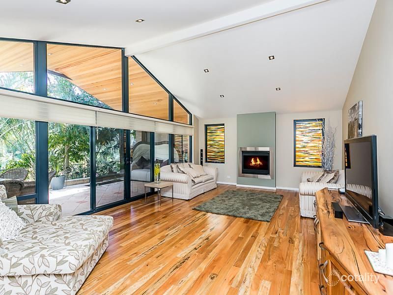 51 Royal Melbourne Ave, Connolly, WA 6027